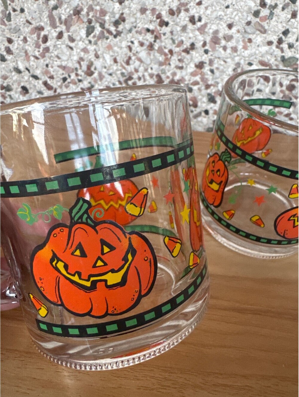 Halloween Jack-O-Lantern Candy Corn Glass Mugs Set of 2 Rocks Glasses - Picture 3 of 3